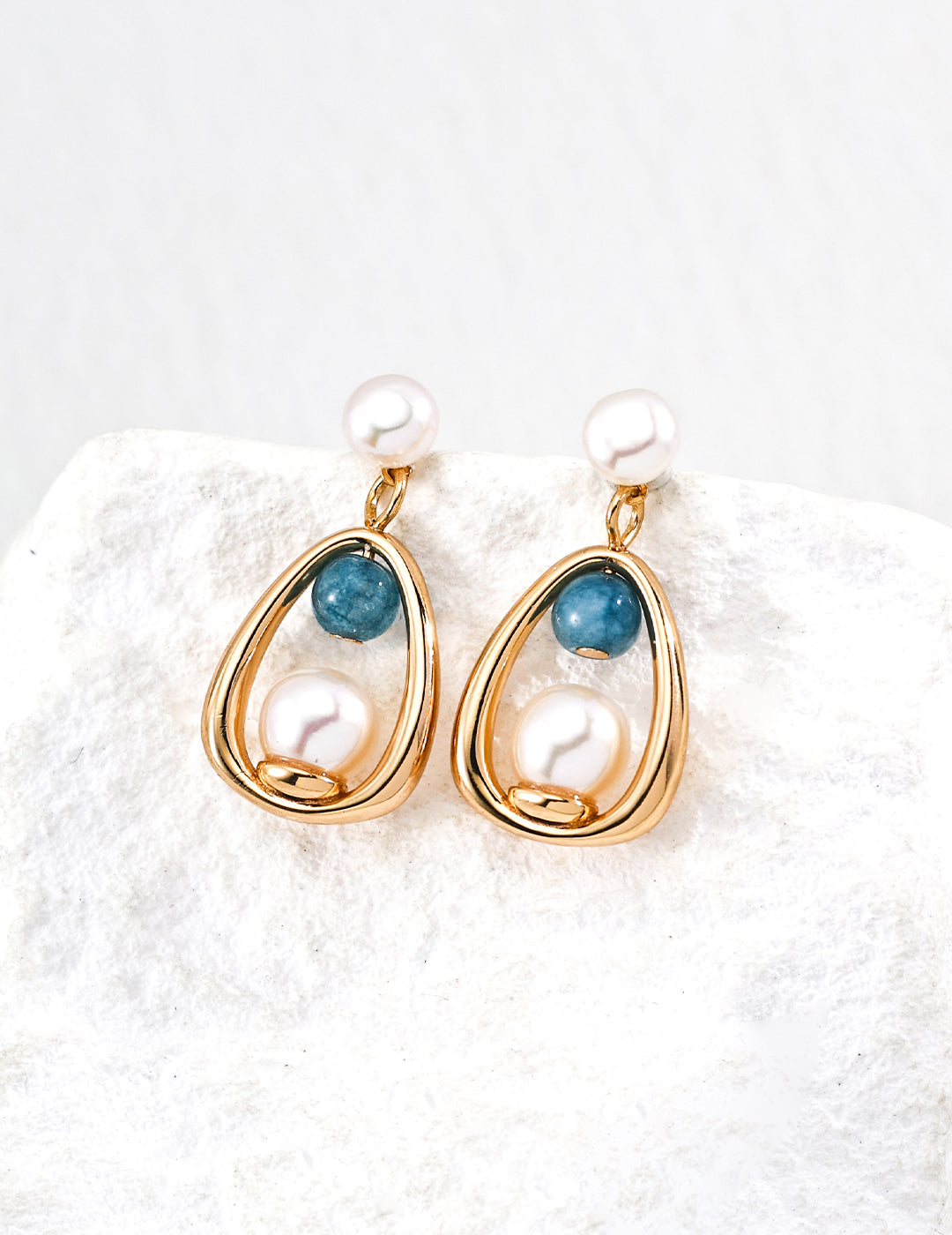 Lantern Pearl Earrings detail image 3