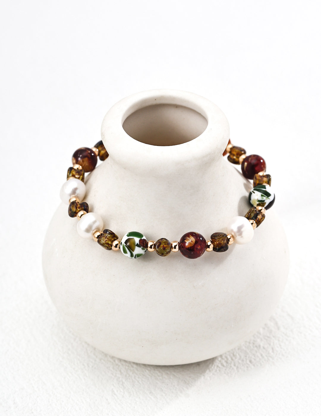 Iridescent Glass Pearl Shell Bracelet detail image 4