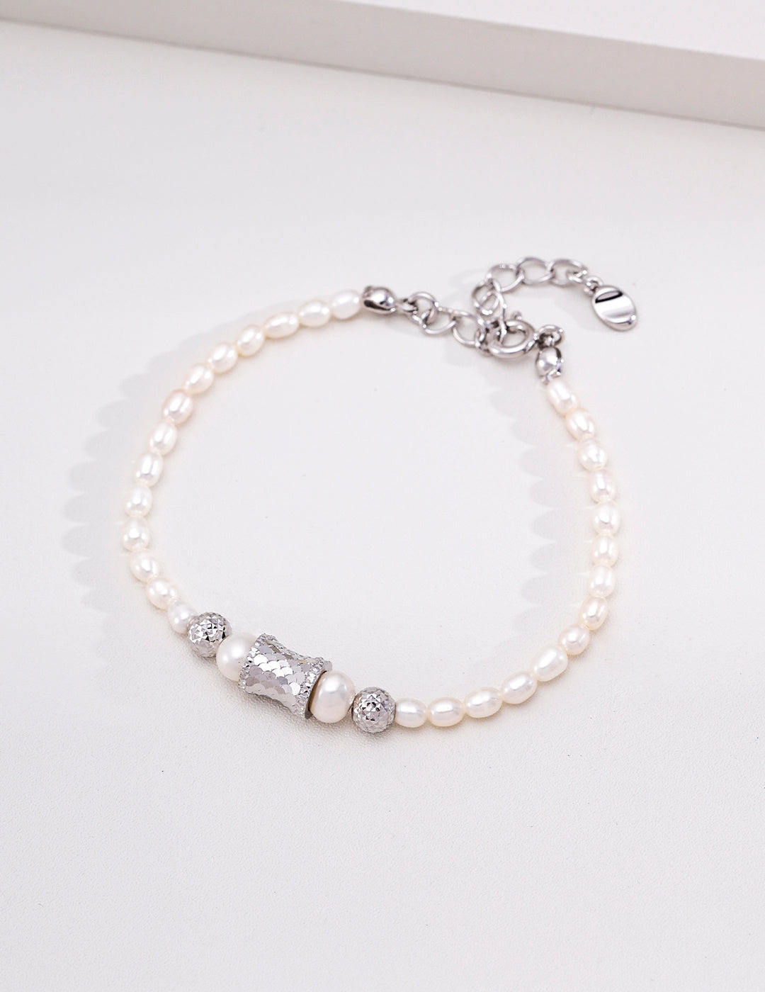 Vintage Natural Pearl Bracelet detail image 3