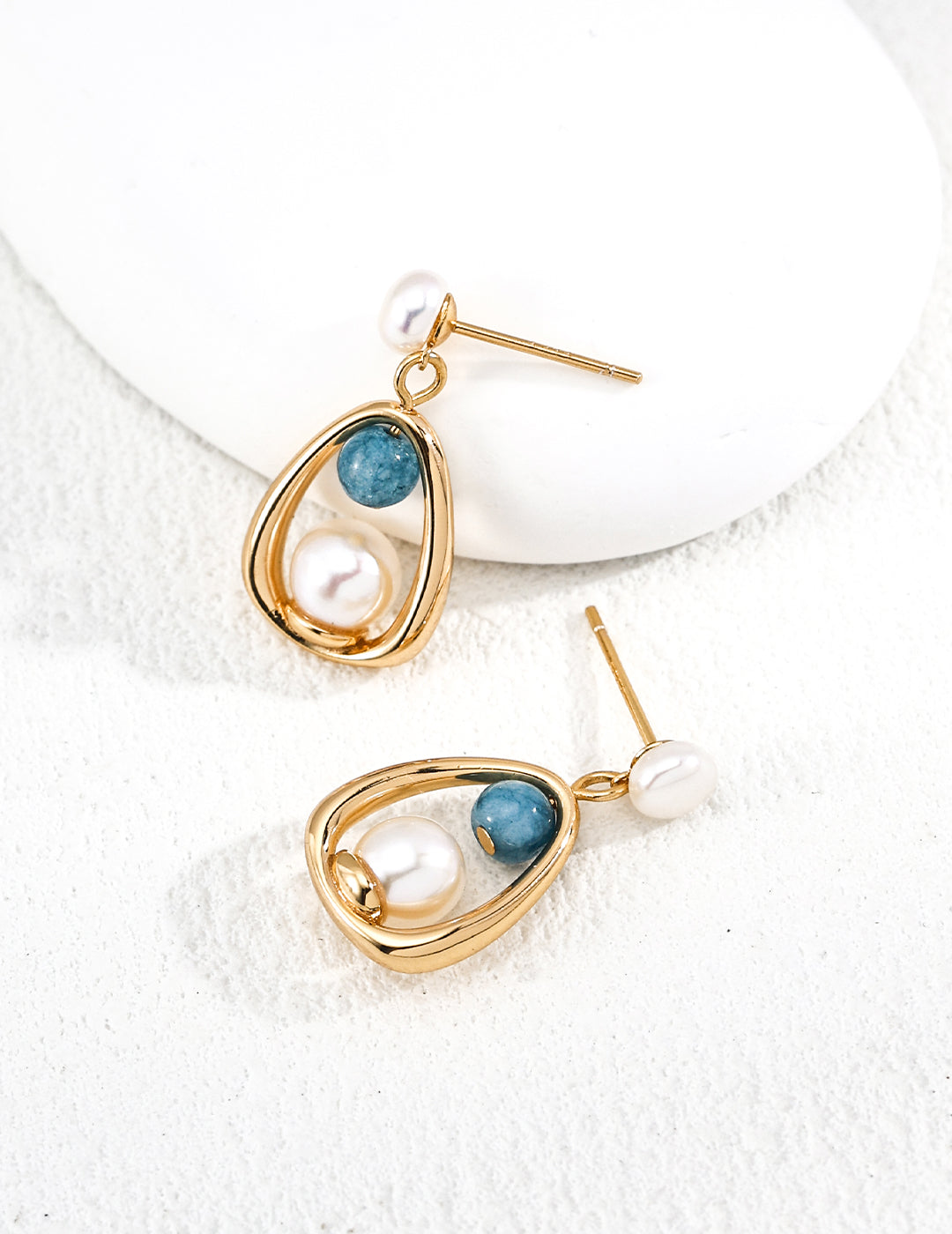 Lantern Pearl Earrings product detail