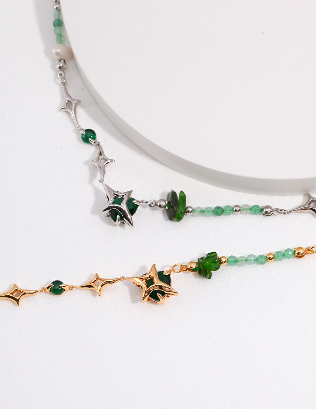 Four-Point Heart Gemstone Necklace product detail