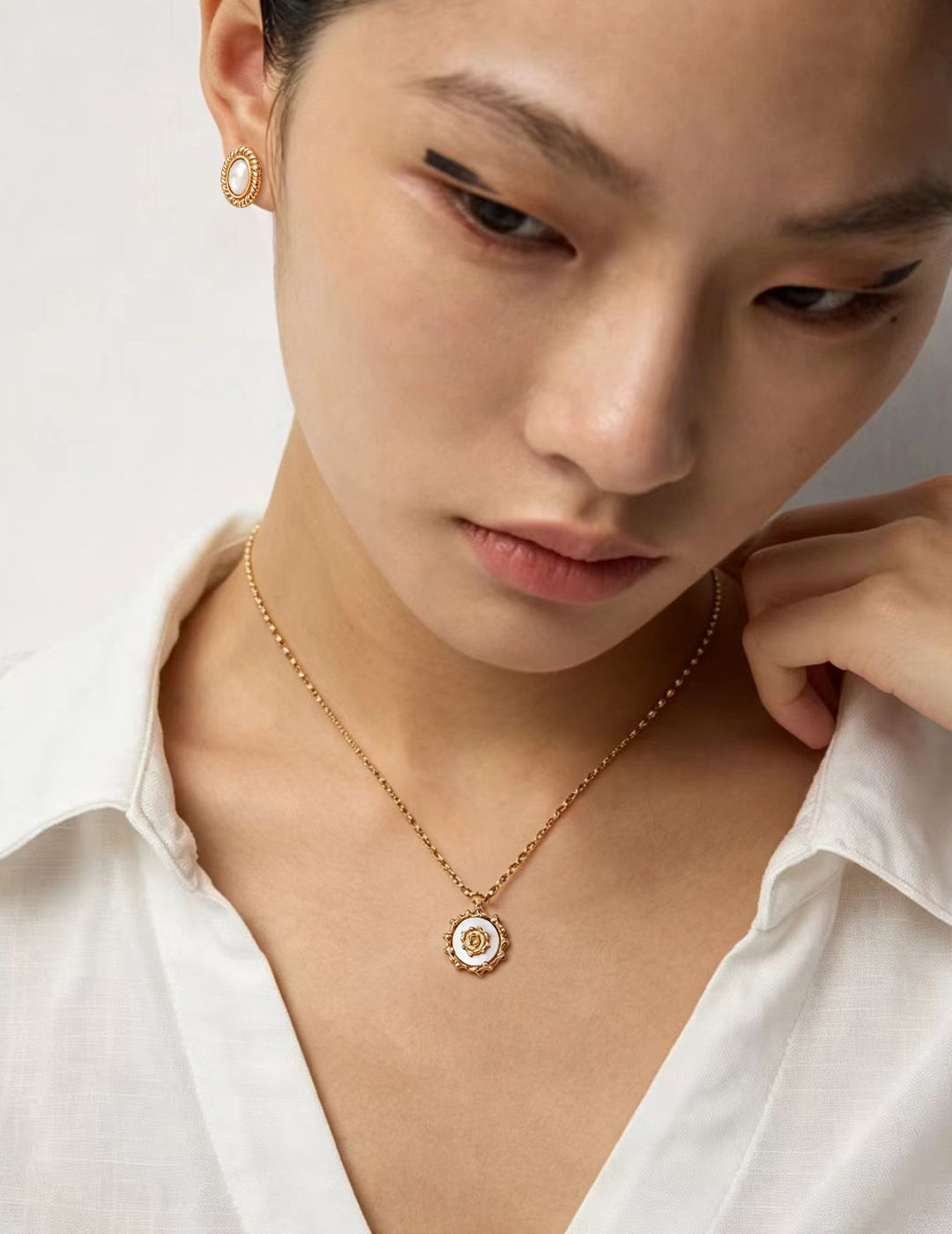 Solar Mother-of-Pearl Necklace worn by a model