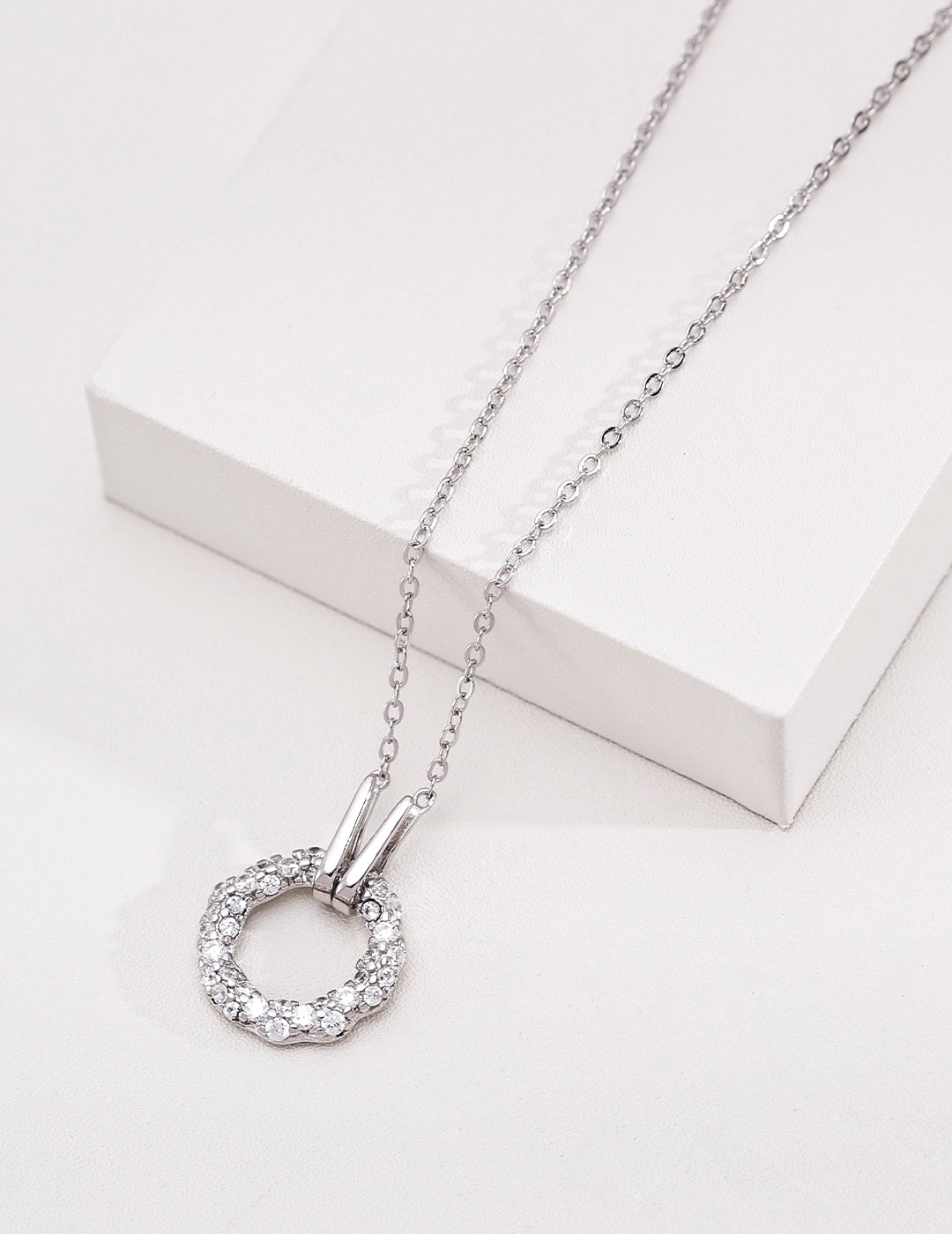 Floral Wreath Silver Necklace product detail