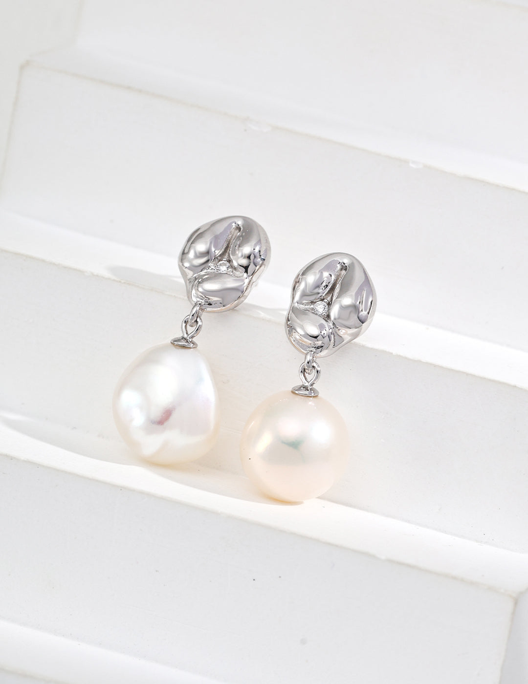 Sculpted Pearl Drop Silver Earrings product detail