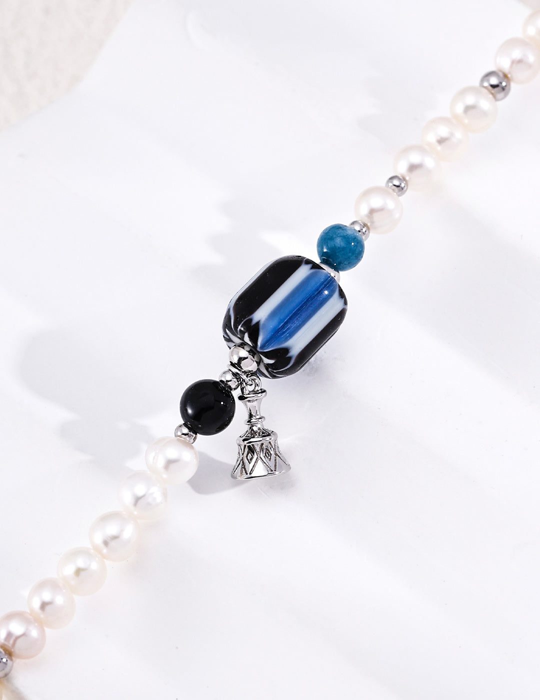 Midnight Blue Himalayan Glass Silver Bracelet product detail