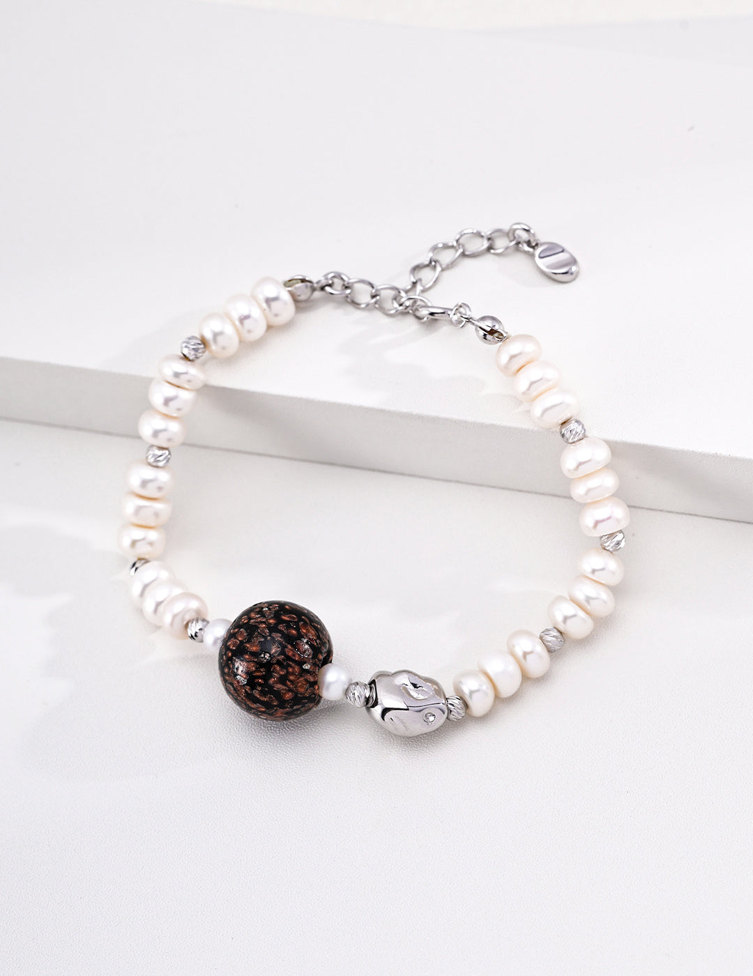 Ember Pearl Himalayan Glass Silver Bracelet product detail