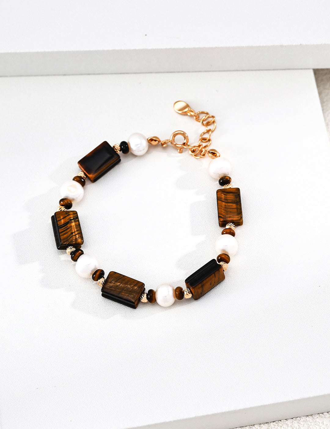Caramel Tiger's Eye & Pearl Bracelet product detail