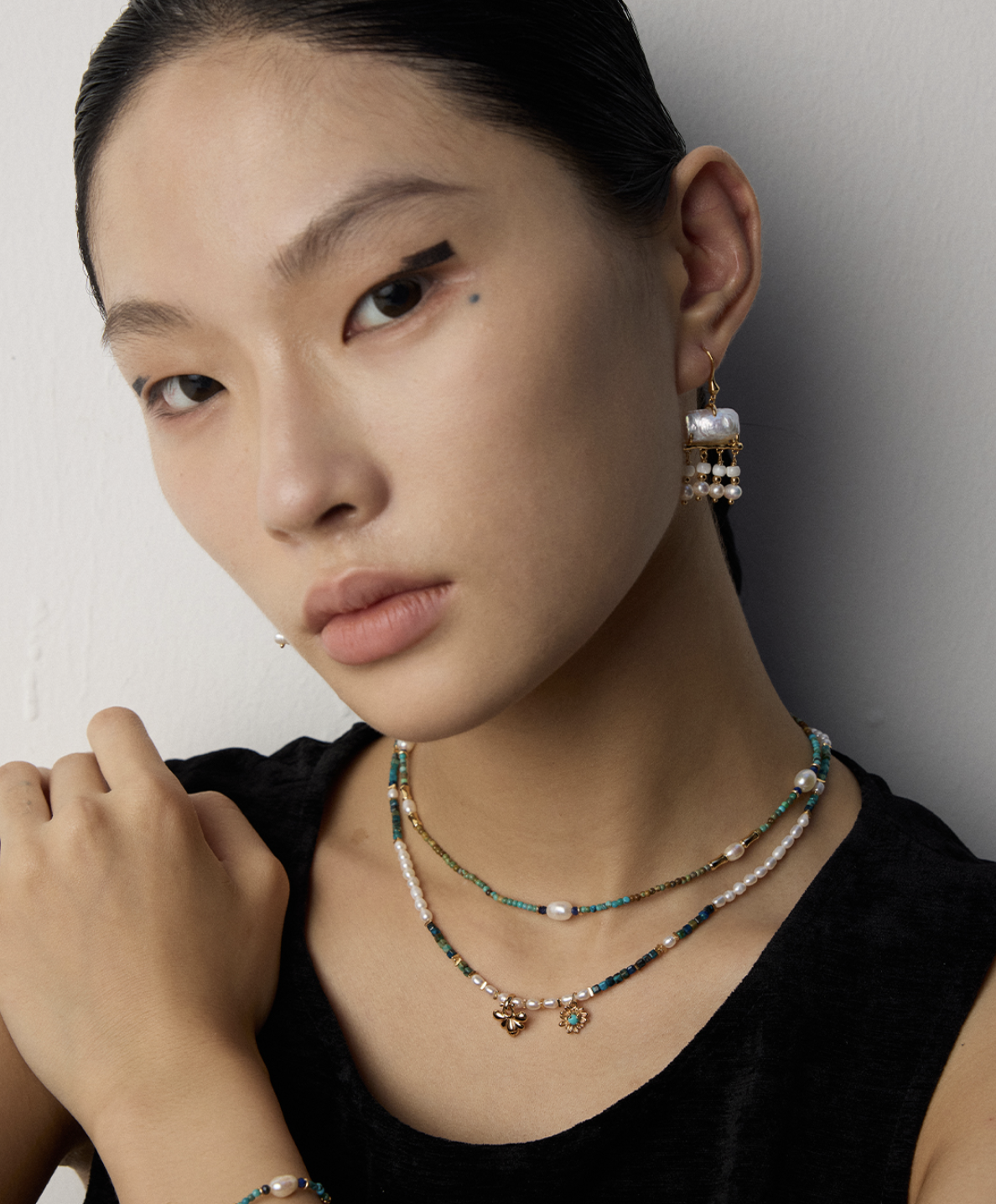 Rectangular Mother-of-Pearl Statement Earrings detail image 3